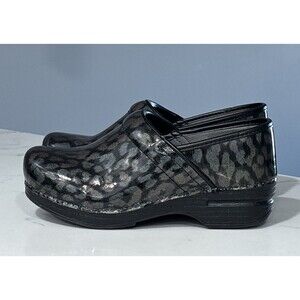 Dansko XP Clogs Womens 37 Metallic Leopard Print Silver Black Patent Leather